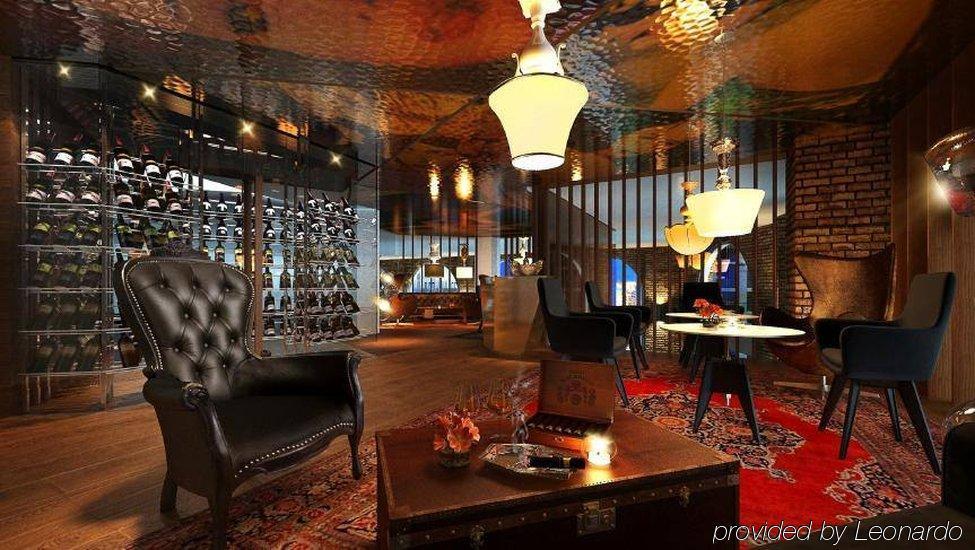 Sky Hotel Куала Лумпур Екстериор снимка