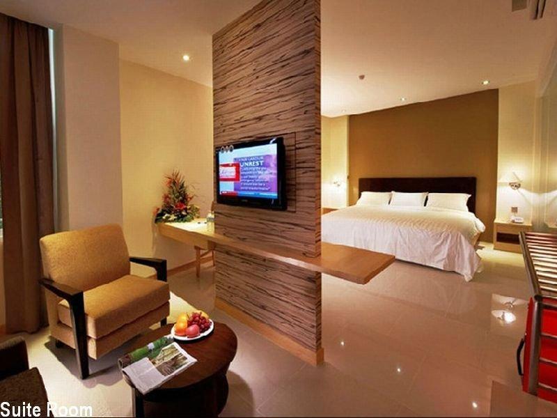 Sky Hotel Куала Лумпур Екстериор снимка