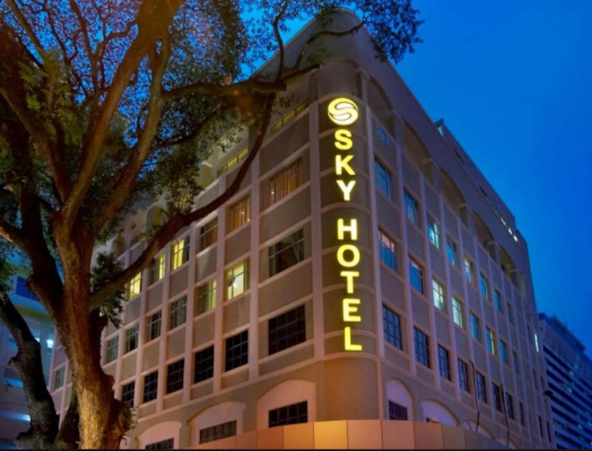 Sky Hotel Куала Лумпур Екстериор снимка